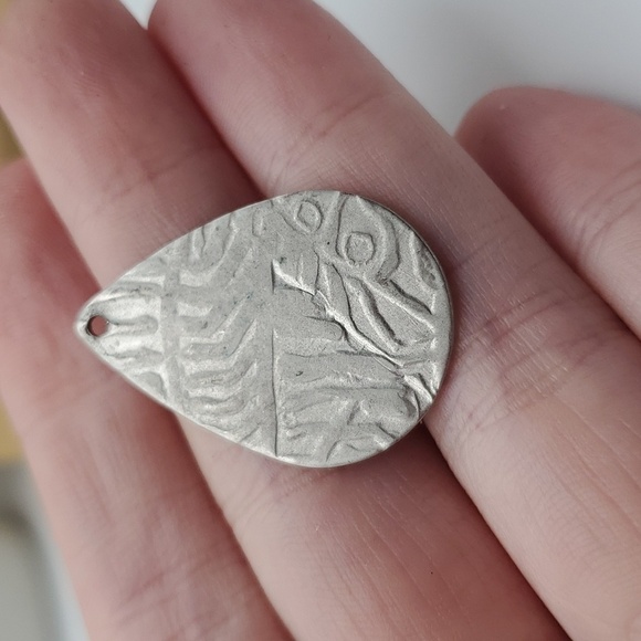 Ancient pyramid pattern sterling silver teardrop necklace pendant‎ - Picture 1 of 2